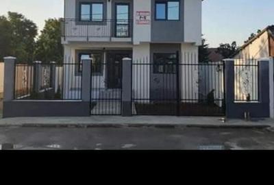 Casă cu 3 camere în Central - 2