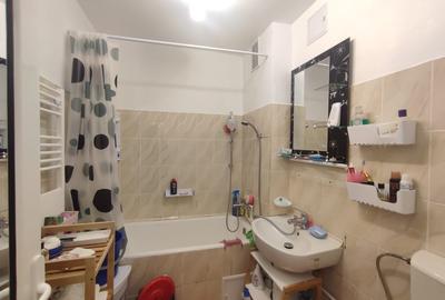 Apartament cu 2 camere semidecomandat în Micro 16 - 6