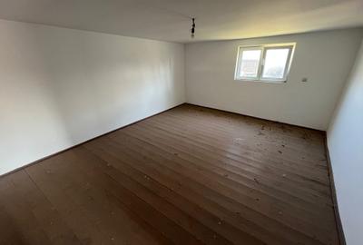 Casă cu 3 camere cu Teren 7000 Mp în Movilița - 3