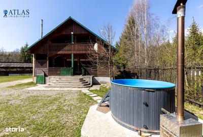 Casă cu 9 camere cu Teren 2600 Mp în Brăduț - 2