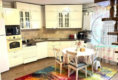 Apartament cu 4 camere semidecomandat, mobilat în Centrul Istoric - 1