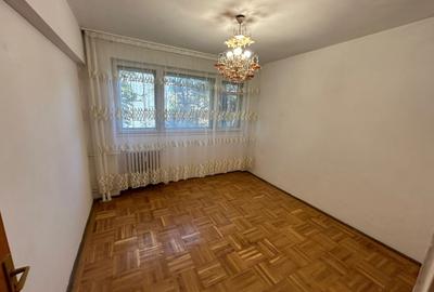 Apartament cu 3 camere decomandat, mobilat în Iancului