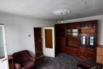 Apartament cu 3 camere semidecomandat în Vest - 3