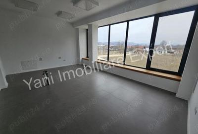 Spațiu comercial, de 1,000 mp, în Central - 12