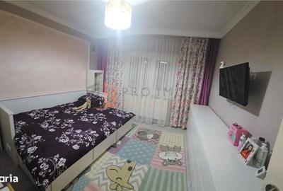 Apartament cu 3 camere decomandat în Crâng - 2