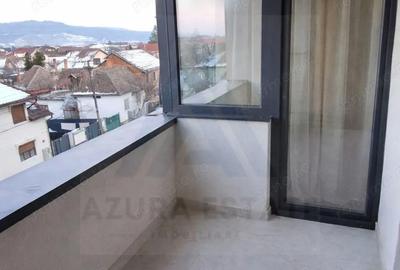 Apartament cu 3 camere decomandat, mobilat în Lazaret - 3