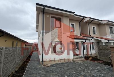 Duplex despartit | Inainte de Kaufland | Toate utilitatile | Curte amenajata - 1