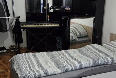 Apartament cu 3 camere decomandat în Central - 1