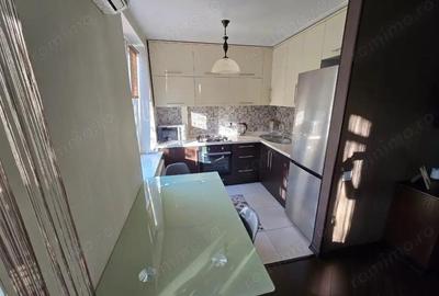 De vanzare apartament cu 3 camere Bucovina - 6