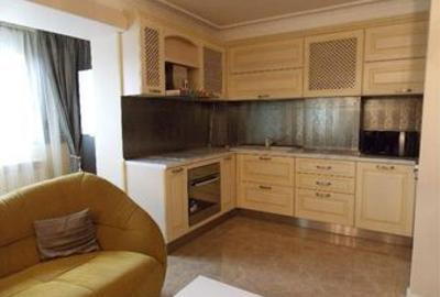 Apartament cu 3 camere în Țiglina 1