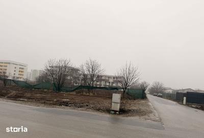 Teren de 1000 mp, în Central