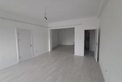 Apartament cu 4 camere decomandat în Moșilor