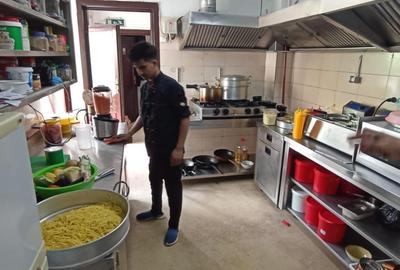 Vila interbelica cu terasa-restaurant in functiune zona Blv Marasesti Bucuresti - 12