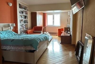 Apartament cu 3 camere decomandat, mobilat în Casa de Cultură - 6