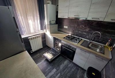 Garsonieră decomandată în Apărătorii Patriei - 2