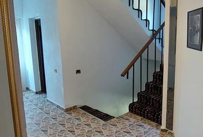 Casă cu 9 camere în Valea Mare - 3