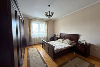 Casă cu 4 camere cu Teren 500 Mp în Voluntari - 8