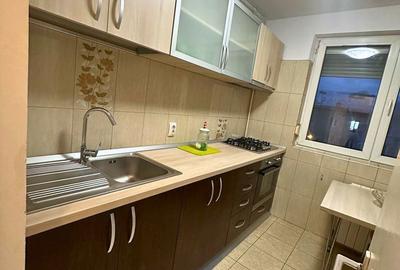 Apartament cu 3 camere semidecomandat în Cotroceni - 4