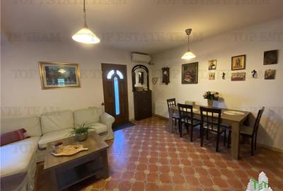 Vila spatioasa cu 3 apartamente si acces separat in Fundeni-Dobroiesti - 3