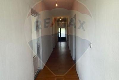 VILĂ IMPRESIONANTĂ DE VÂNZARE – BUGHEA DE SUS, ARGES - 7