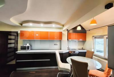 Apartament cu 4 camere decomandat, mobilat în Central - 2