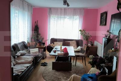 Casă cu 7 camere cu Teren 375 Mp în Central - 11