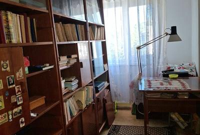 Apartament cu 4 camere decomandat în Rovine - 10