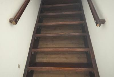 Casă cu 4 camere cu Teren 186 Mp în Trocadero - 8