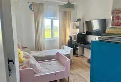 Apartament cu 3 camere decomandat în Aninoasa - 3