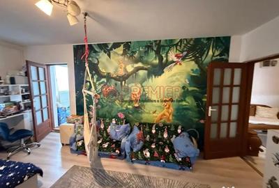 Apartament cu 4 camere semidecomandat în Apărătorii Patriei - 12