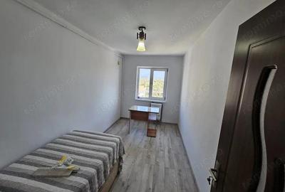 Vanzare apartament cu 2 camere, situat in Targu Jiu, Aleea Plopilor - 3