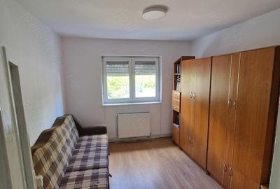 Apartament cu 3 camere decomandat în Central - 3