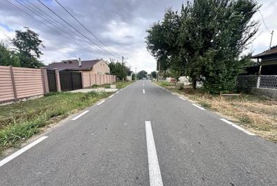 CASUTA DE VANZARE - TEREN 1000 MP - CONTESTI - 1