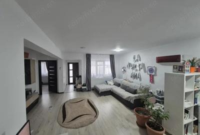 Casă cu Teren 350 Mp în Șimnicu de Sus - 16