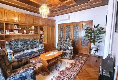 Casă cu 6 camere cu Teren 511 Mp în Central - 4