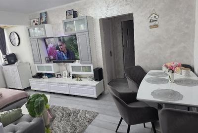 Apartament cu 3 camere semidecomandat în Malu Roșu - 4