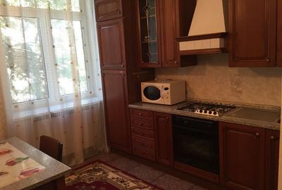 Apartament cu 2 camere decomandat în Plopilor - 3