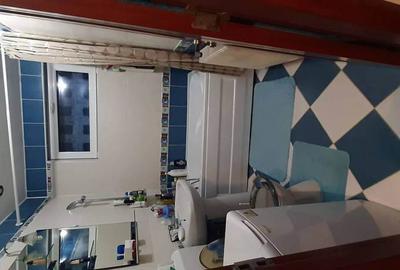 Apartament de vanzare 2 camere semi decomandat - 1