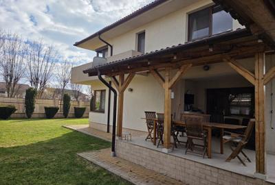 Casă cu 4 camere în Micești - 7