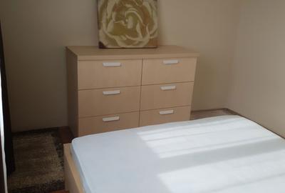 Apartament cu 2 camere semidecomandat în Aurel Vlaicu