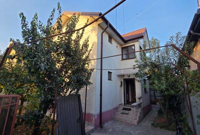 Casă primitoare, 105 m² și curte proprie, în Pantelimon, comision 0% - 5