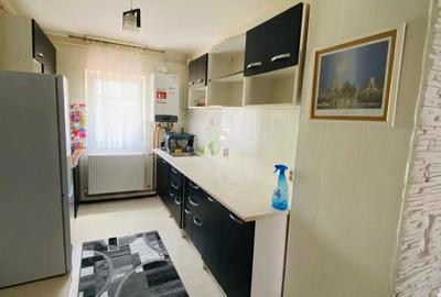 Apartament trei camere de inchiriat - 3