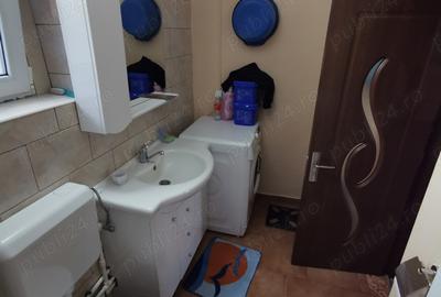 Casă cu 3 camere cu Teren 1500 Mp în Central - 4