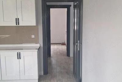 Casă cu 5 camere în Roman - 5