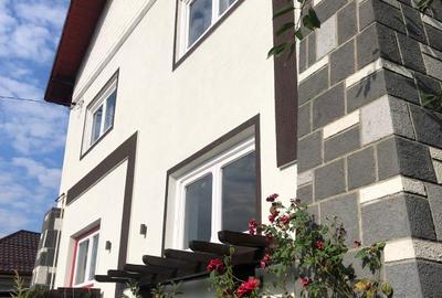 Vila Individuala P+1 , 9 camere | Centru Pucioasa | Proprietar - 2