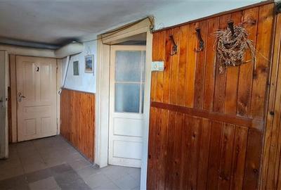 Casă individuală cu 4 camere cu Canalizare în Central - 14