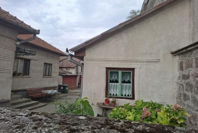 Casă cu 4 camere în Uroi - 5