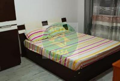 Apartament 3 camere, decomandat, - 1