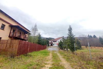 Teren Construcții extravilan de 996 mp, în Drăguș - 2