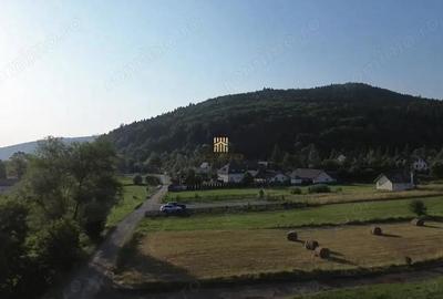 Teren de 5886 mp, în Bucșoaia - 1